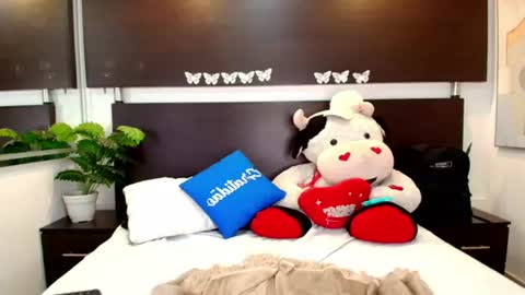 Snapshot of wife_mature chatting on 07.03.26 sussy online show from 07.03.26