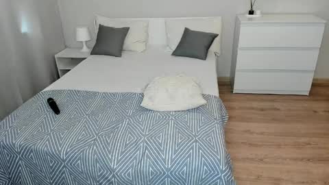 Eva online show from 03.31.26