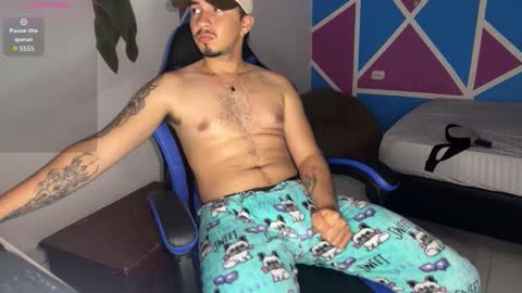 Snapshot of wild_cowboyy chatting on 03.18.26 wild_cowboyy online show from 03.18.26