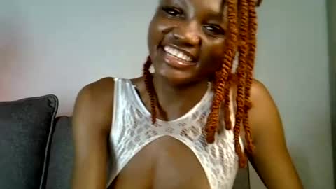 Snapshot of wild_flowerrr chatting on 07.23.26 wifey online show from 07.23.26