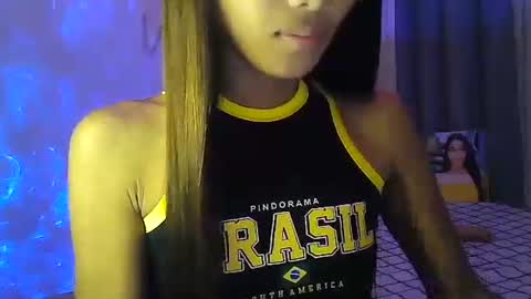 Analyn online show from 12.23.24