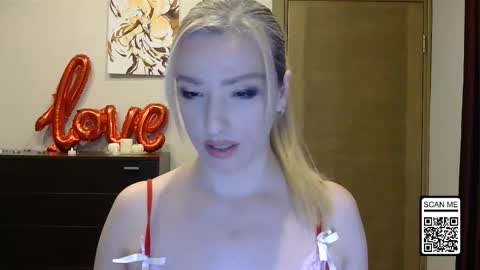 Snapshot of wild_silk_desire chatting on 03.04.26 Alina online show from 03.04.26