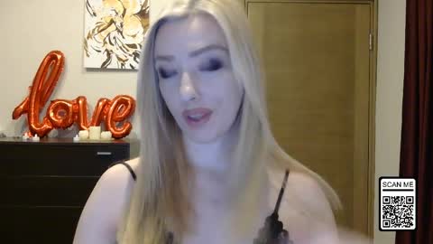 Snapshot of wild_silk_desire chatting on 04.04.26 Alina online show from 04.04.26