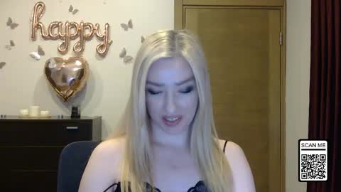Snapshot of wild_silk_desire chatting on 04.18.26 Alina online show from 04.18.26