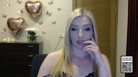 Snapshot of wild_silk_desire chatting on 05.02.26 Alina online show from 05.02.26