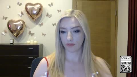 Snapshot of wild_silk_desire chatting on 05.30.26 Alina online show from 05.30.26