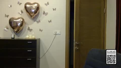 Snapshot of wild_silk_desire chatting on 05.31.26 Alina online show from 05.31.26
