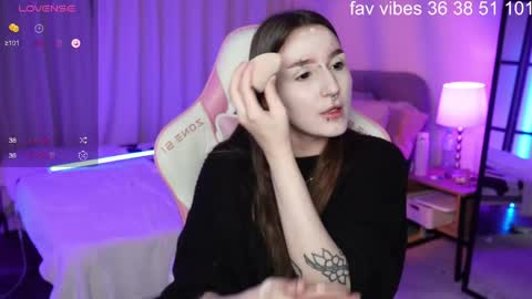 Snapshot of wilder_weinn chatting on 05.22.26 .. alice .. online show from 05.22.26