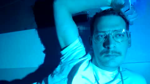 Snapshot of wildfreeandhorny2000 chatting on 11.01.25 wildfreeandhorny2000 online show from 11.01.25