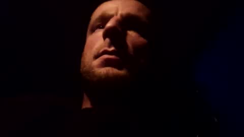 Snapshot of wildmike93 chatting on 10.05.25 wildmike93 online show from 10.05.25