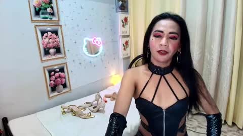 Snapshot of wildnika chatting on 10.09.25 wildnika online show from 10.09.25