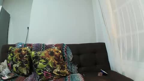 Snapshot of wildstrawberry30 chatting on 01.22.25 Wild Strawberry online show from 01.22.25