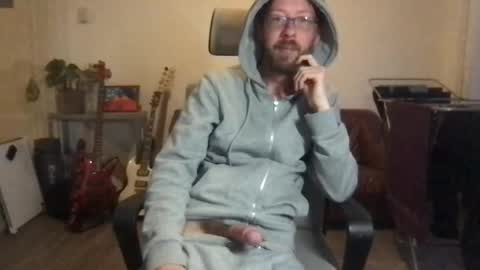 Snapshot of wildtux240722 chatting on 04.29.26 wildtux240722 online show from 04.29.26