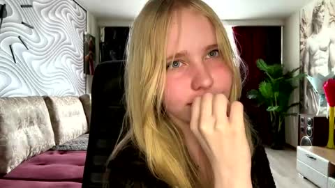 Anny online show from 05.28.26