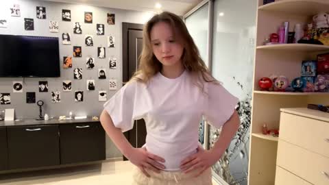 Olivia online show from 03.30.26