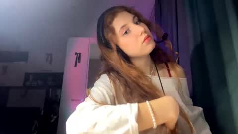 Snapshot of willeneroediger chatting on 02.06.26 Alice online show from 02.06.26