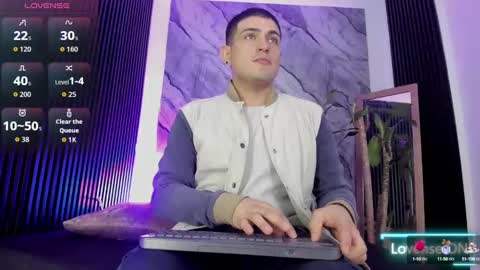 Snapshot of william_steel_ chatting on 09.15.25 William Steel online show from 09.15.25