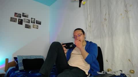 Snapshot of willmonkey chatting on 02.19.26 willmonkey online show from 02.19.26