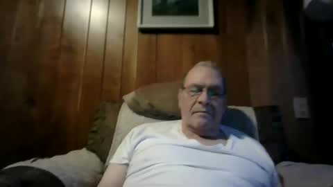 Snapshot of willnedoher chatting on 12.28.24 Willhedoher online show from 12.28.24