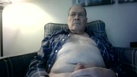 Snapshot of willnedoher chatting on 12.29.24 Willhedoher online show from 12.29.24