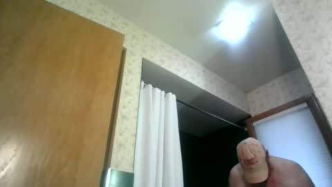 Snapshot of willnedoher chatting on 01.01.25 Willhedoher online show from 01.01.25