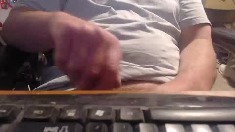 Snapshot of willowstick chatting on 05.02.26 DrainMyBalls online show from 05.02.26