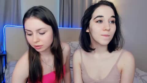 Amalia and Mia online show from 02.15.25