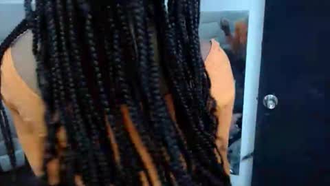 WinnyBarness online show from 11.25.25