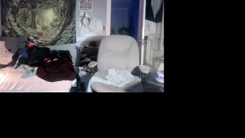 Snapshot of winter123137 chatting on 12.30.24 Winter online show from 12.30.24