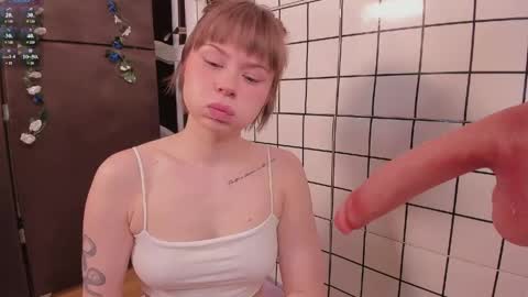 Sophie weight 50kg height 160 online show from 04.16.26