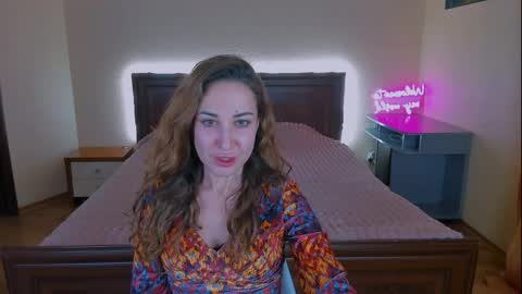Sarah Curly online show from 03.29.26