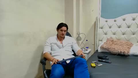 Snapshot of wiston_cox chatting on 02.11.26 Wiston online show from 02.11.26