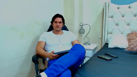 Snapshot of wiston_cox chatting on 02.20.26 Wiston online show from 02.20.26