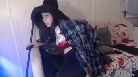 Snapshot of witchbitchmommy chatting on 03.06.25 witchbitchmommy online show from 03.06.25