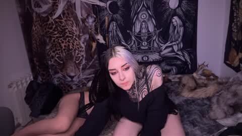 witchshadows online show from 01.16.25