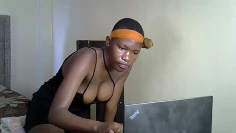 girlie o online show from 12.28.24