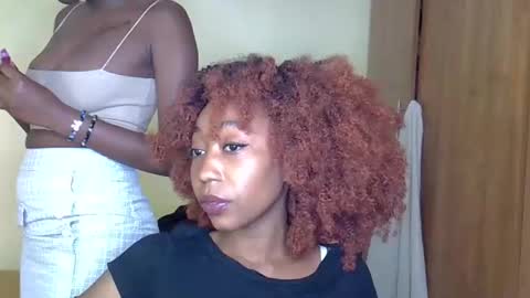 girlie o online show from 01.10.25