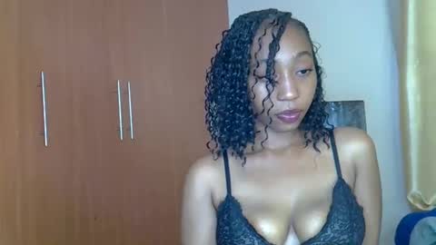 girlie o online show from 02.20.25