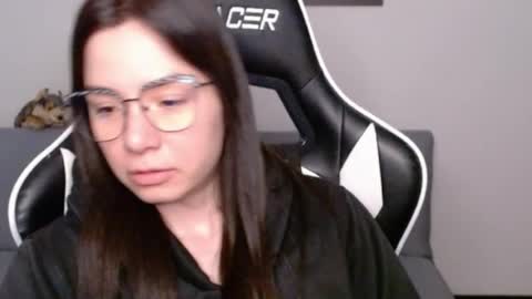 Snapshot of wolfs_daughter chatting on 07.02.26 Alex online show from 07.02.26
