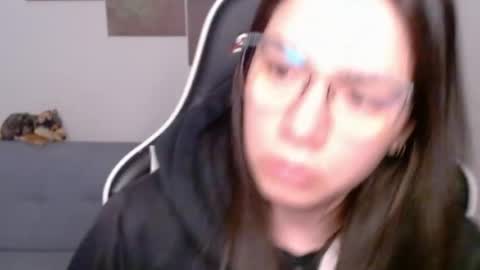 Snapshot of wolfs_daughter chatting on 07.13.26 Alex online show from 07.13.26