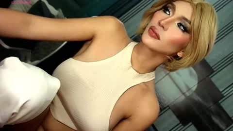 Julia online show from 03.23.26