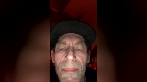 Snapshot of wonderboy3272 chatting on 01.05.26 guido online show from 01.05.26