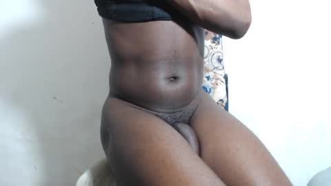 SHENIEL RODRIGUEZ online show from 01.28.25