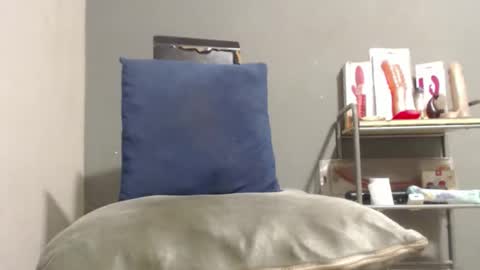 SHENIEL RODRIGUEZ online show from 01.17.26