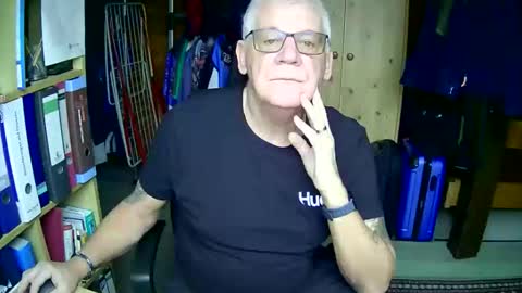 Snapshot of wonneprop10 chatting on 12.04.25 Always Horny online show from 12.04.25