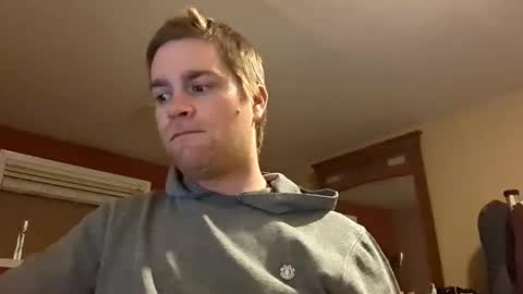 Snapshot of woodeee77 chatting on 03.08.25 woodeee77 online show from 03.08.25