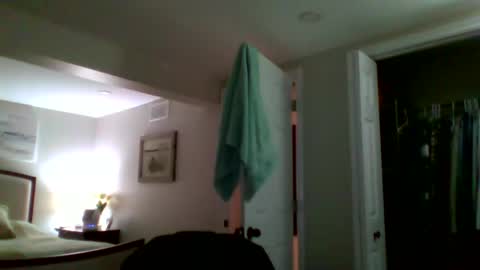 woodeee77 online show from 02.15.26