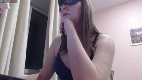 Snapshot of woodland_peony chatting on 02.25.26 Woodland Peony online show from 02.25.26