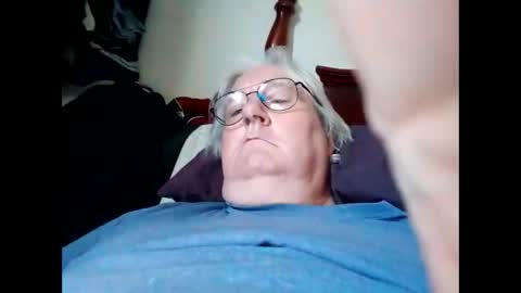 Snapshot of woodpecker115 chatting on 02.21.25 woodpecker115 online show from 02.21.25