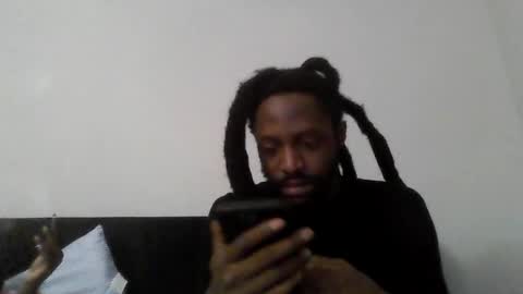 Snapshot of woodpipe69 chatting on 11.10.25 Woodpipe69 online show from 11.10.25